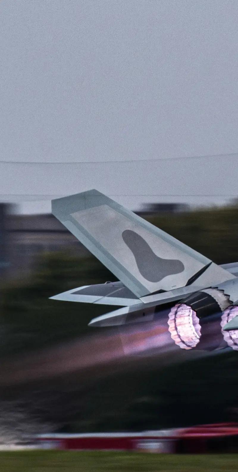@𓆩STRIKE FORCE𓆪