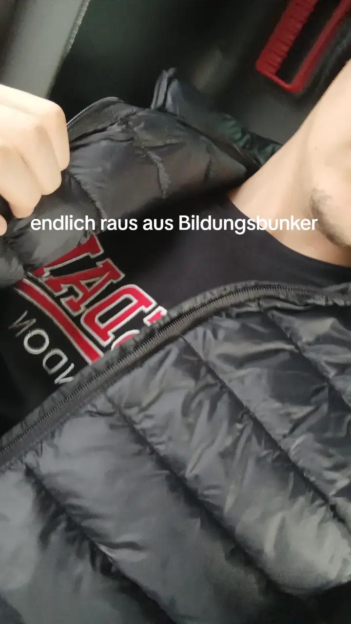 @👤