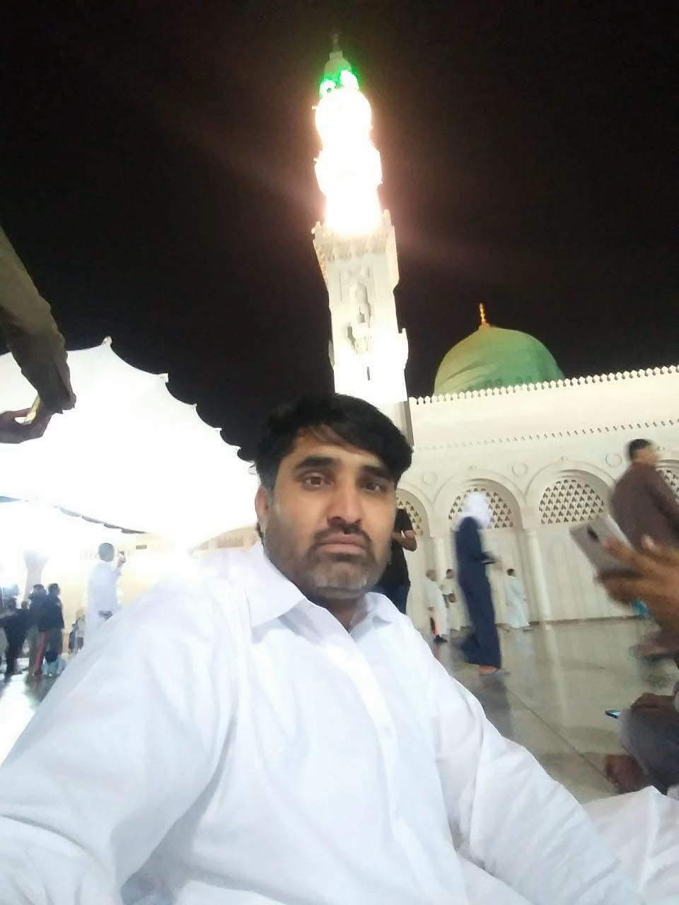 @Fayyaz Ahmad 804