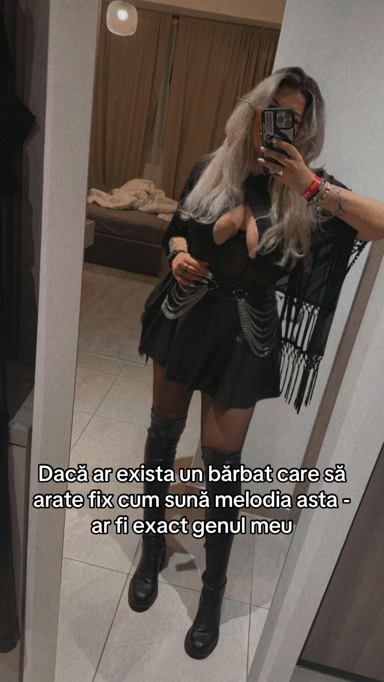 @Hana