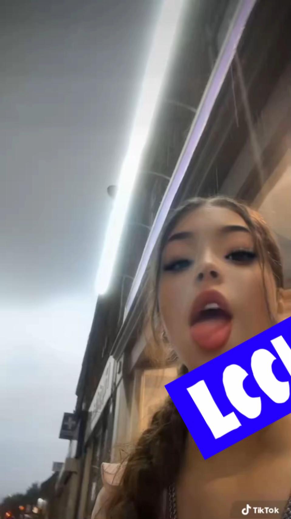 @🤍𝒜𝓇𝒾𝒶𝓃𝒶🤍