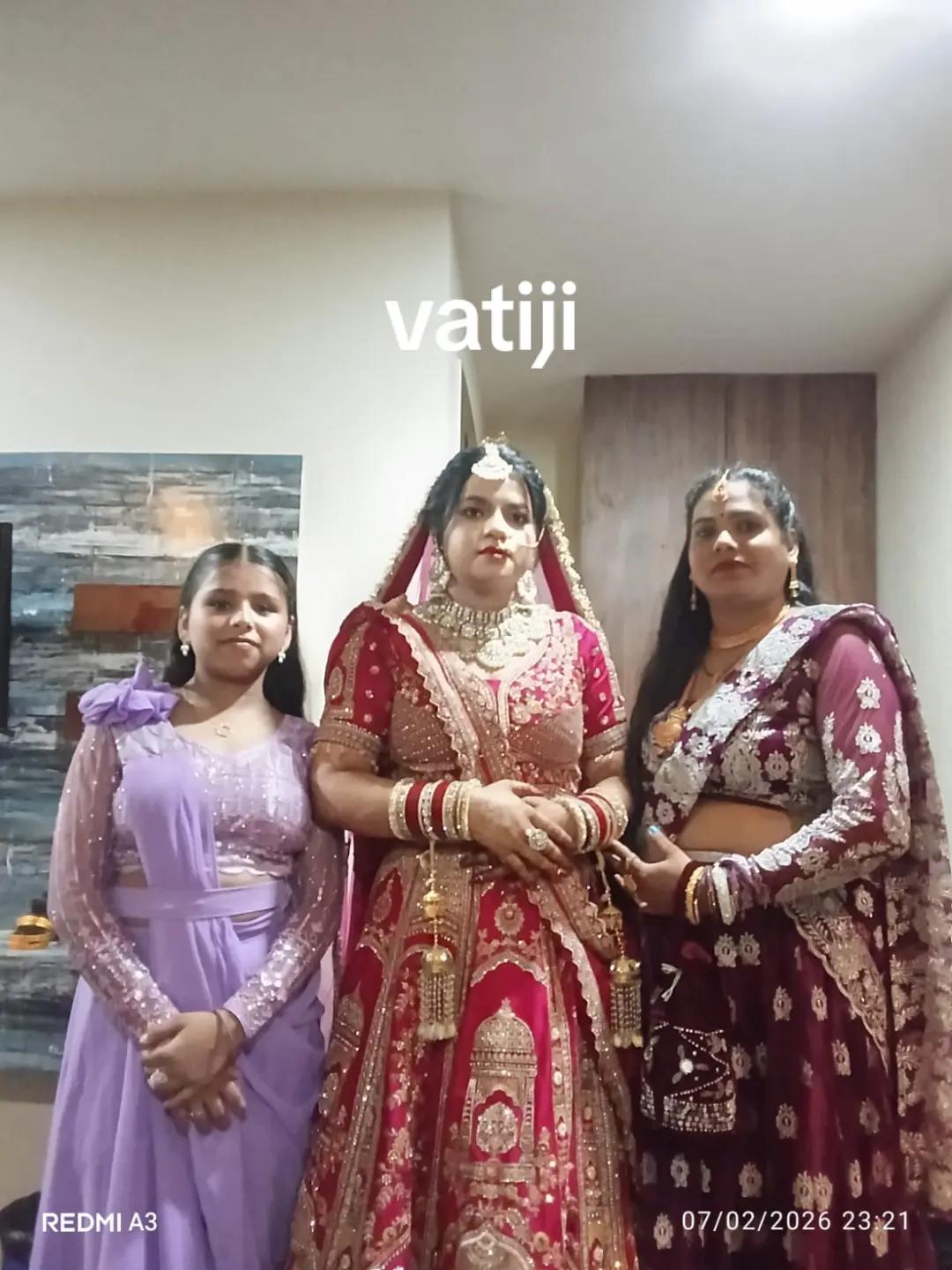 @Nidhi Yadav