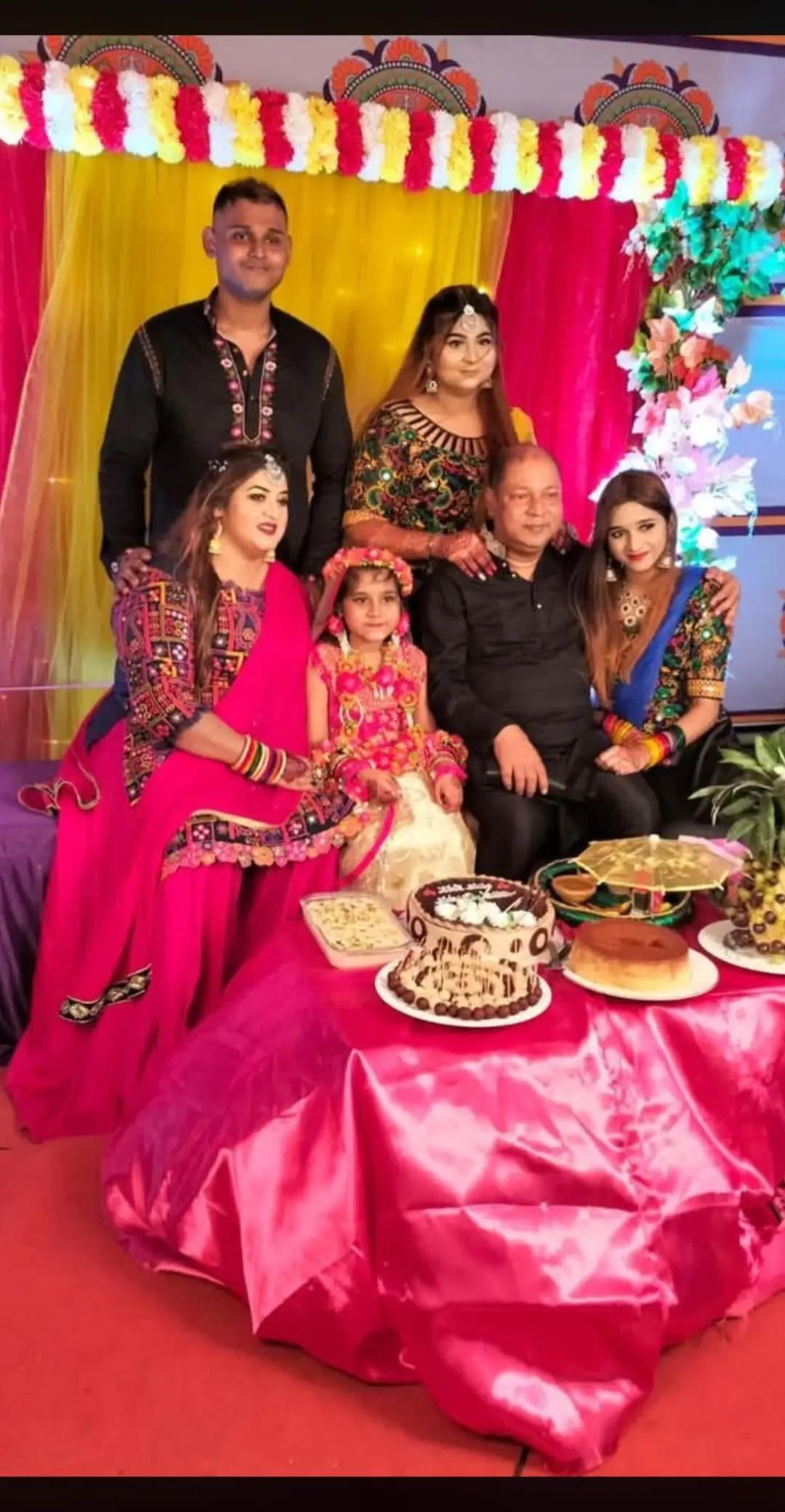 @Rita Ahmed🇧🇩