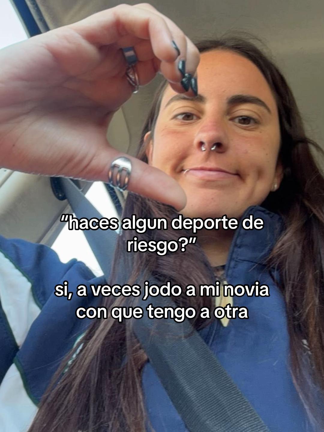 @lola