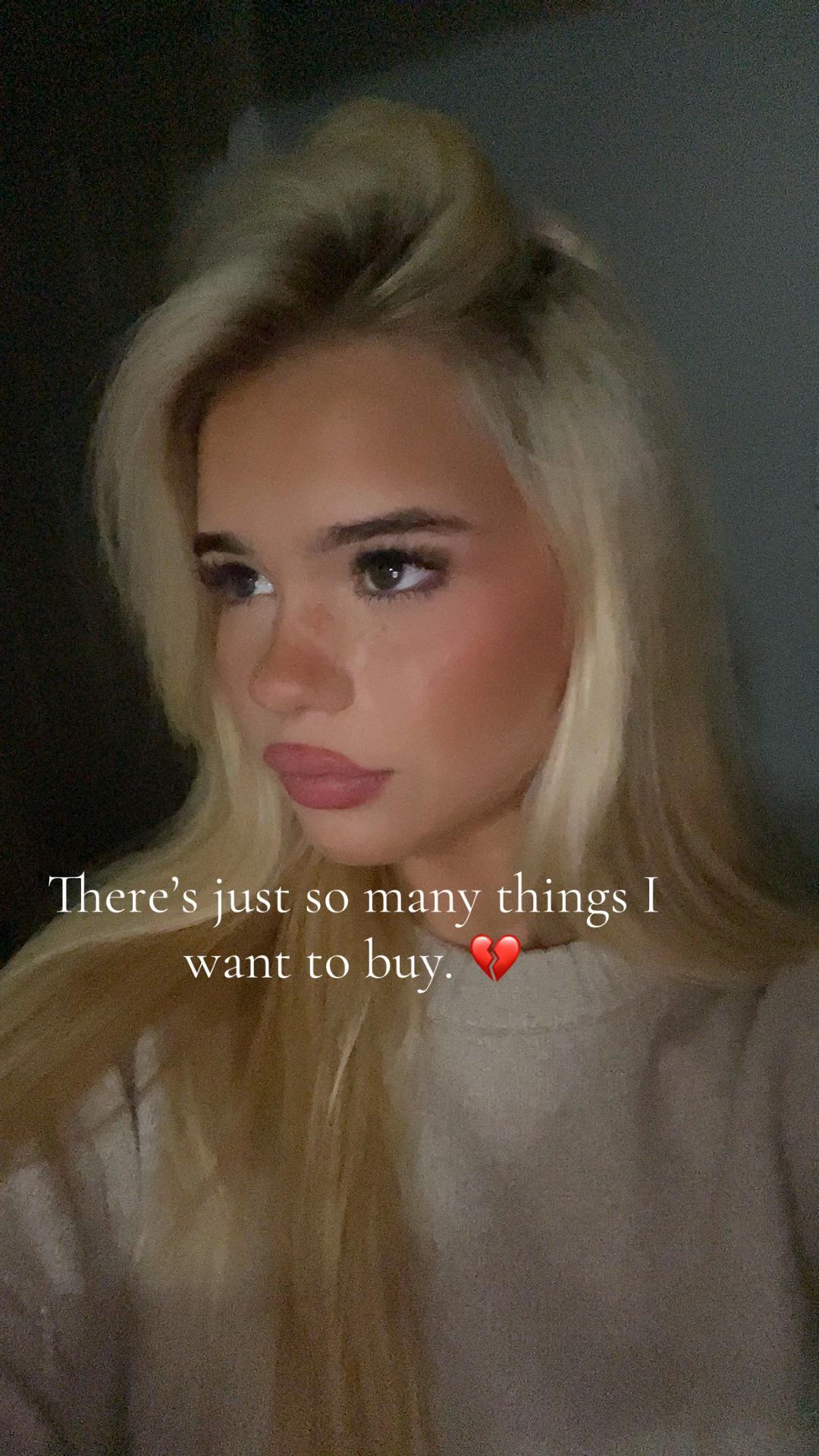 @💎𝐌𝐈𝐊𝐀 𝐁𝐑𝐎𝐎𝐊𝐒💎