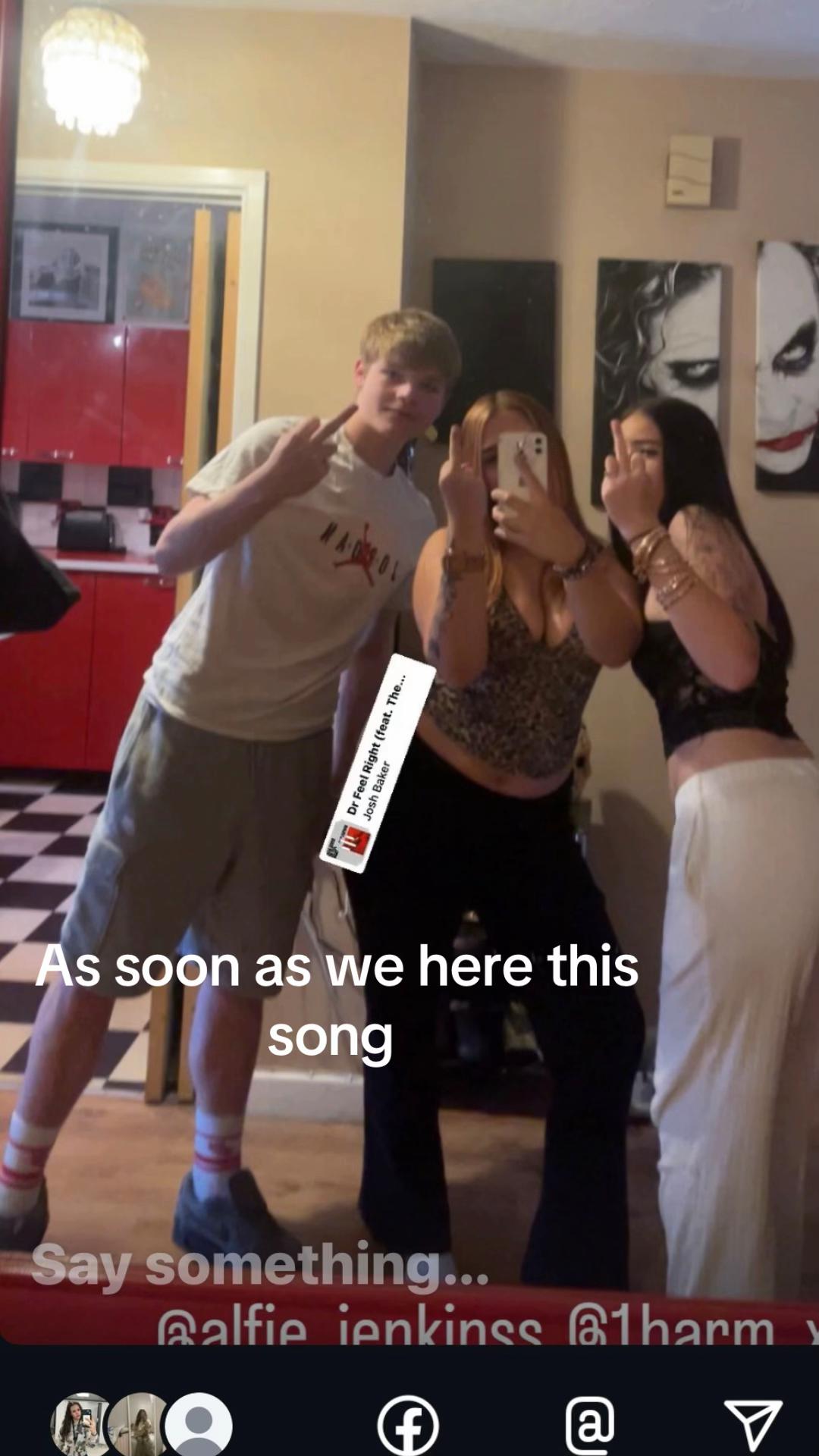 @️