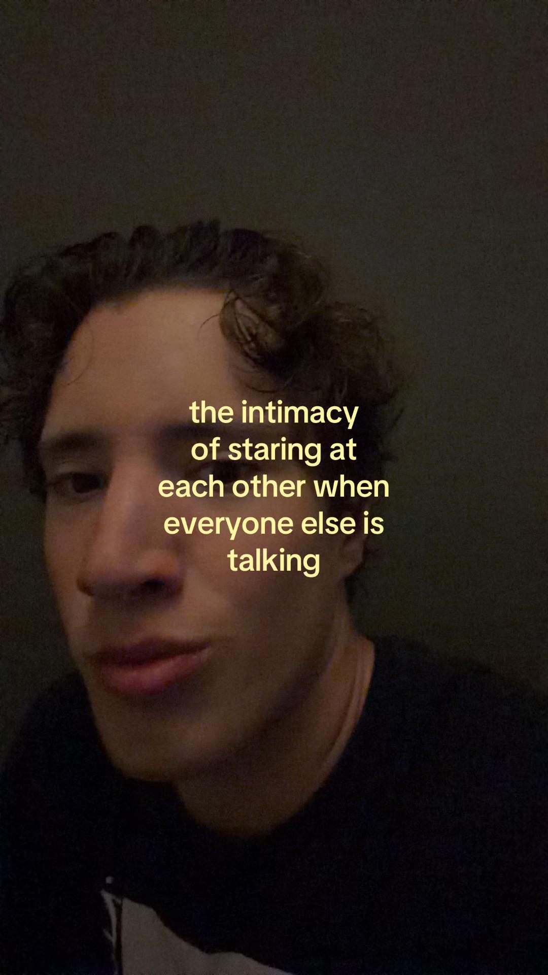 @⃟