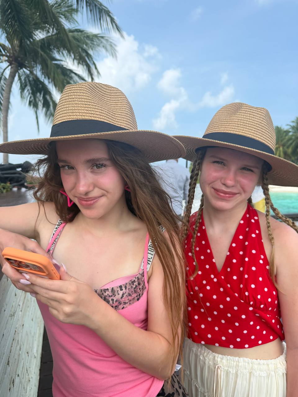 @𝘼𝙧𝙪𝙭𝘼𝙨𝙮𝙡 twins ★