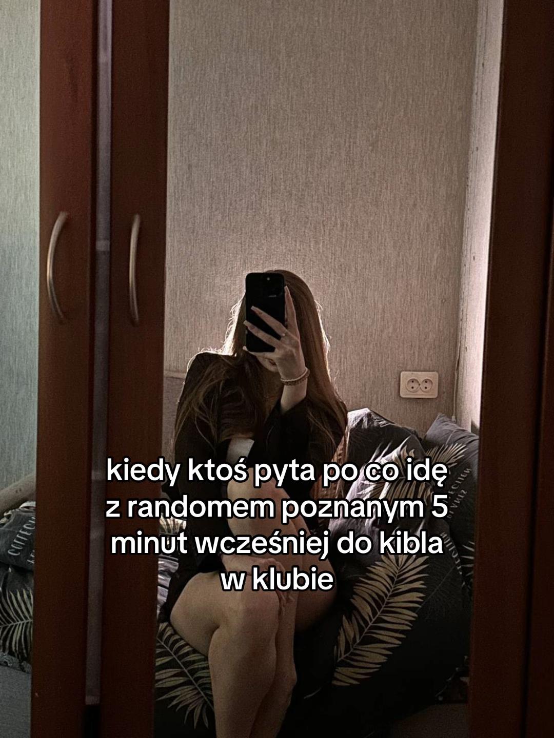 @julcia