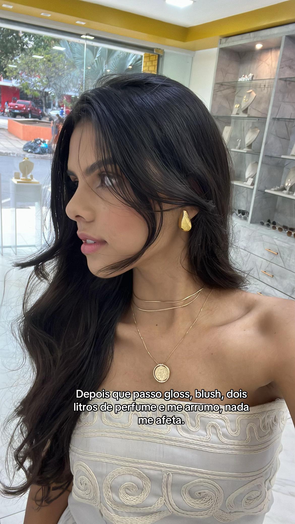 @izabellasaraa