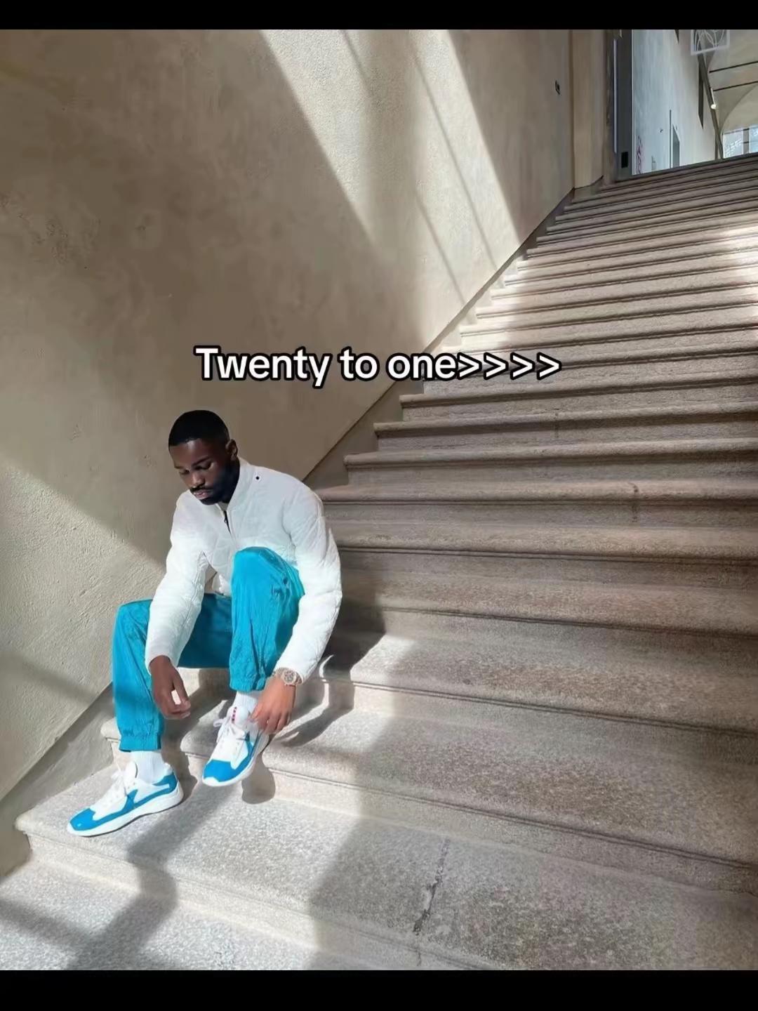 @criticalyricz