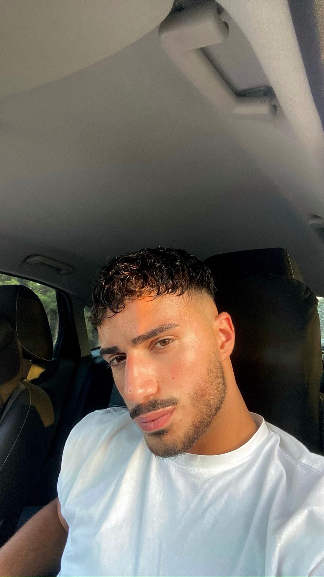@𝐀𝐥𝐢 𝐓𝐔𝐍&Ccedil;