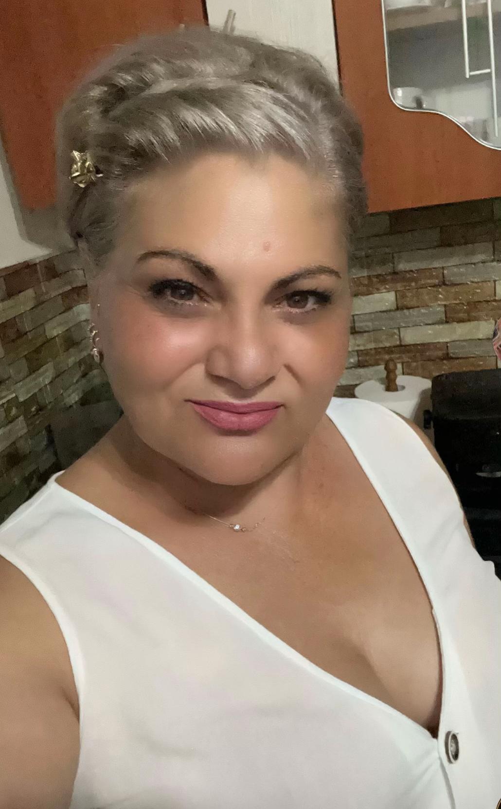 @Angela Vama