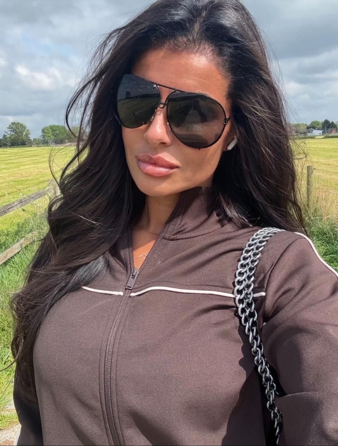 @Lottielou