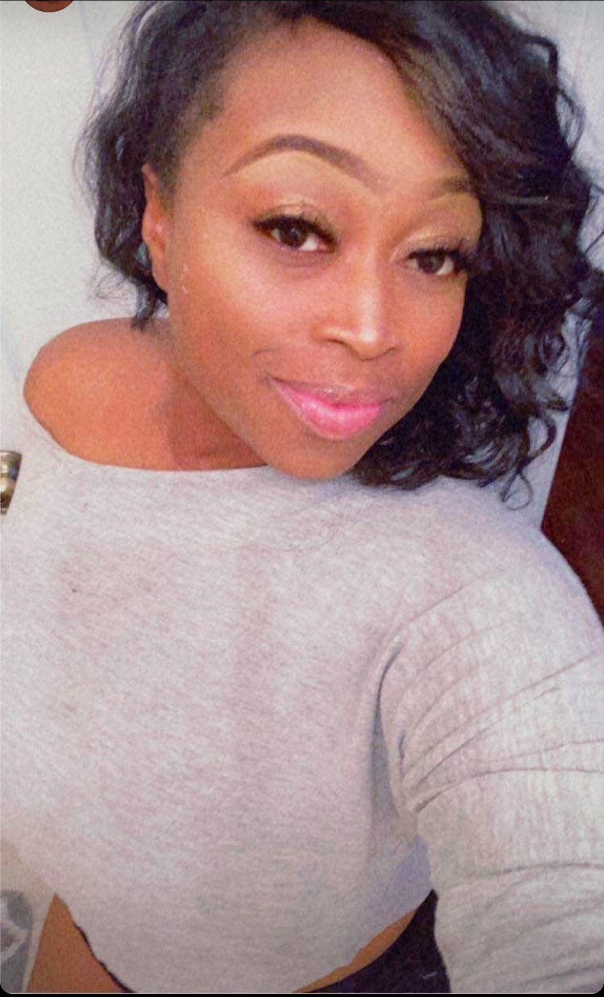 @Shonti_Adore