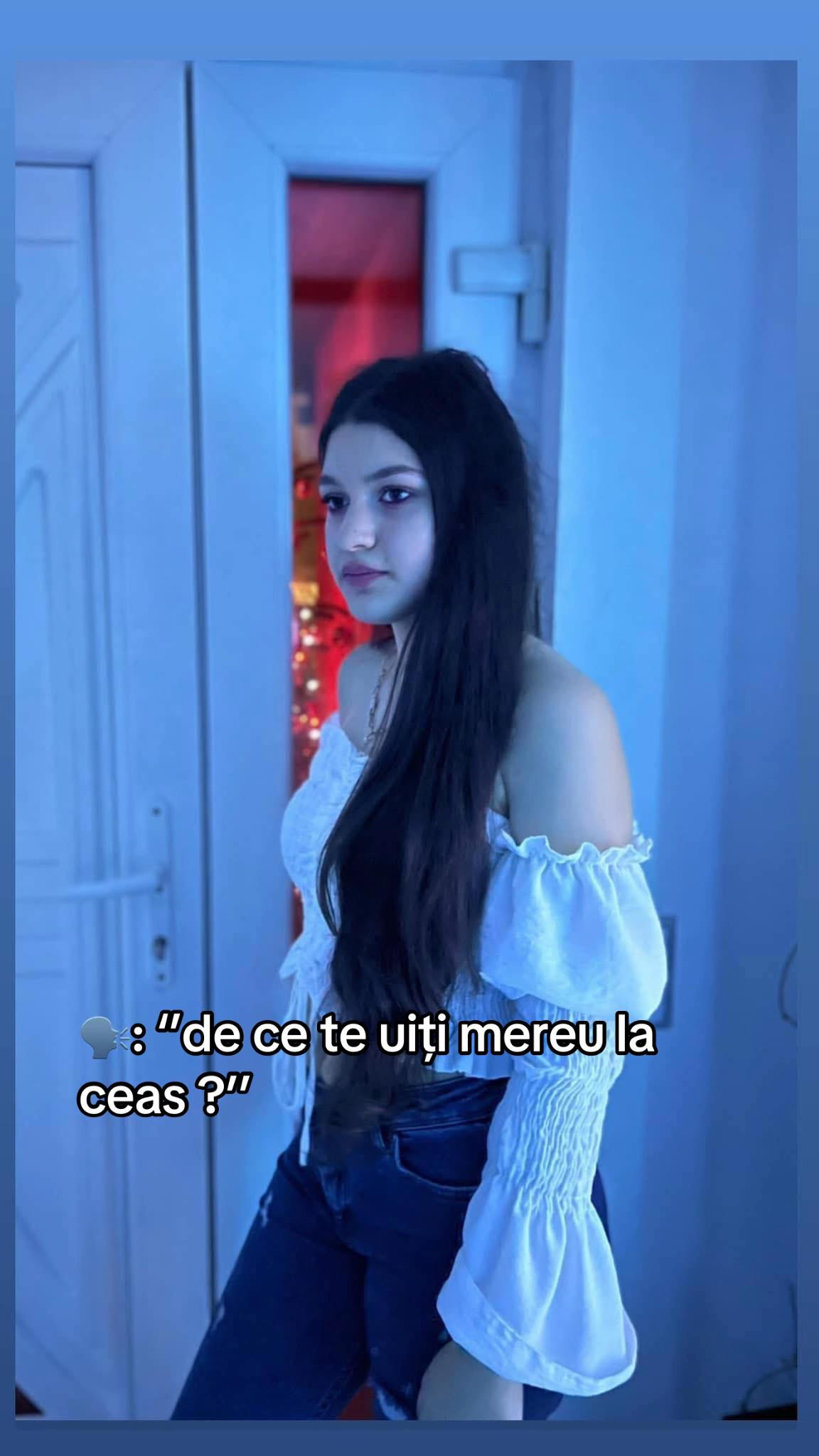 @Andra🎀