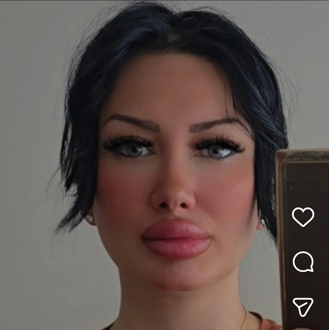 @Ⲙεяяⲩ ❤️🪽💦