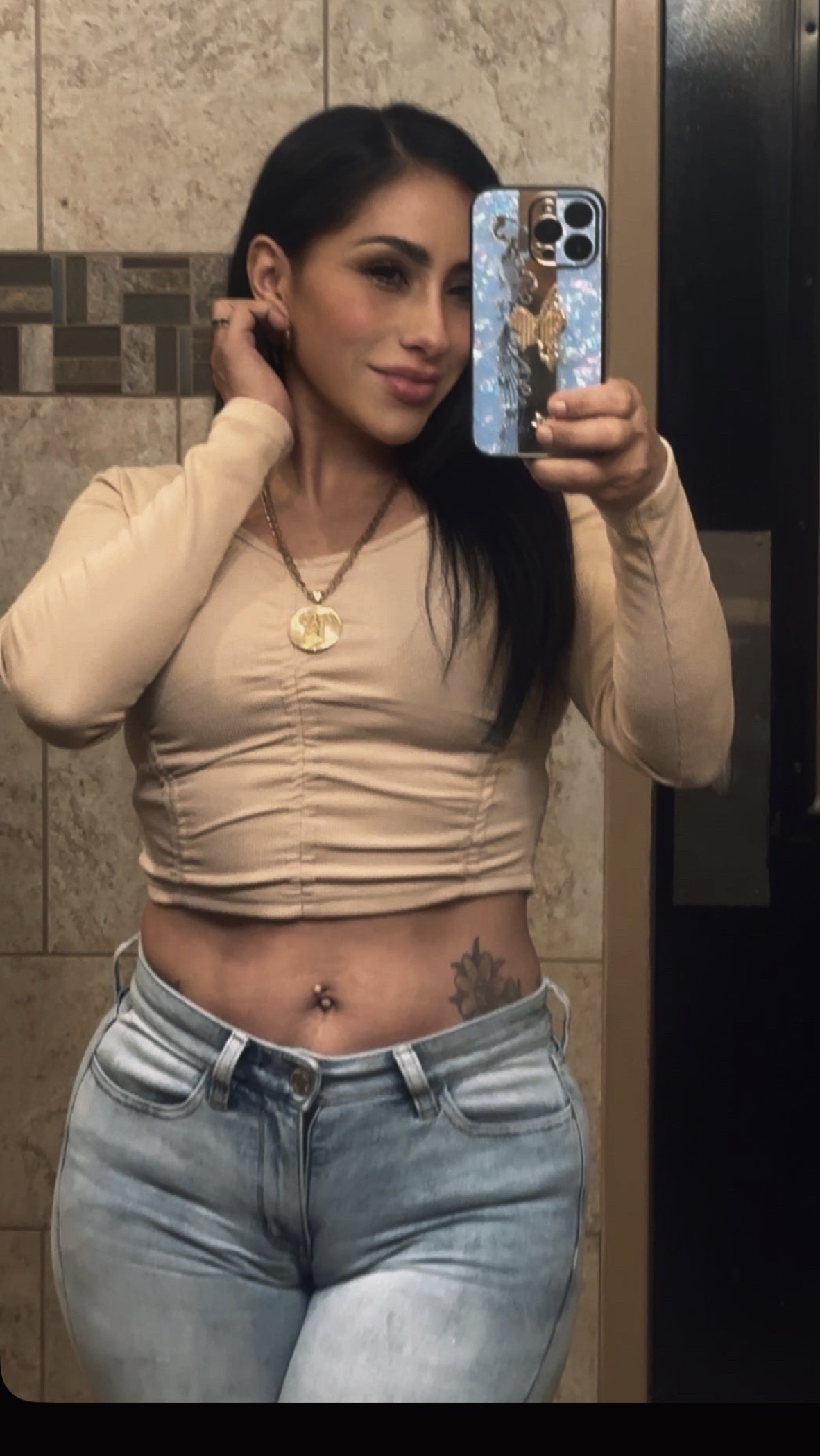 @Gloria Contreras