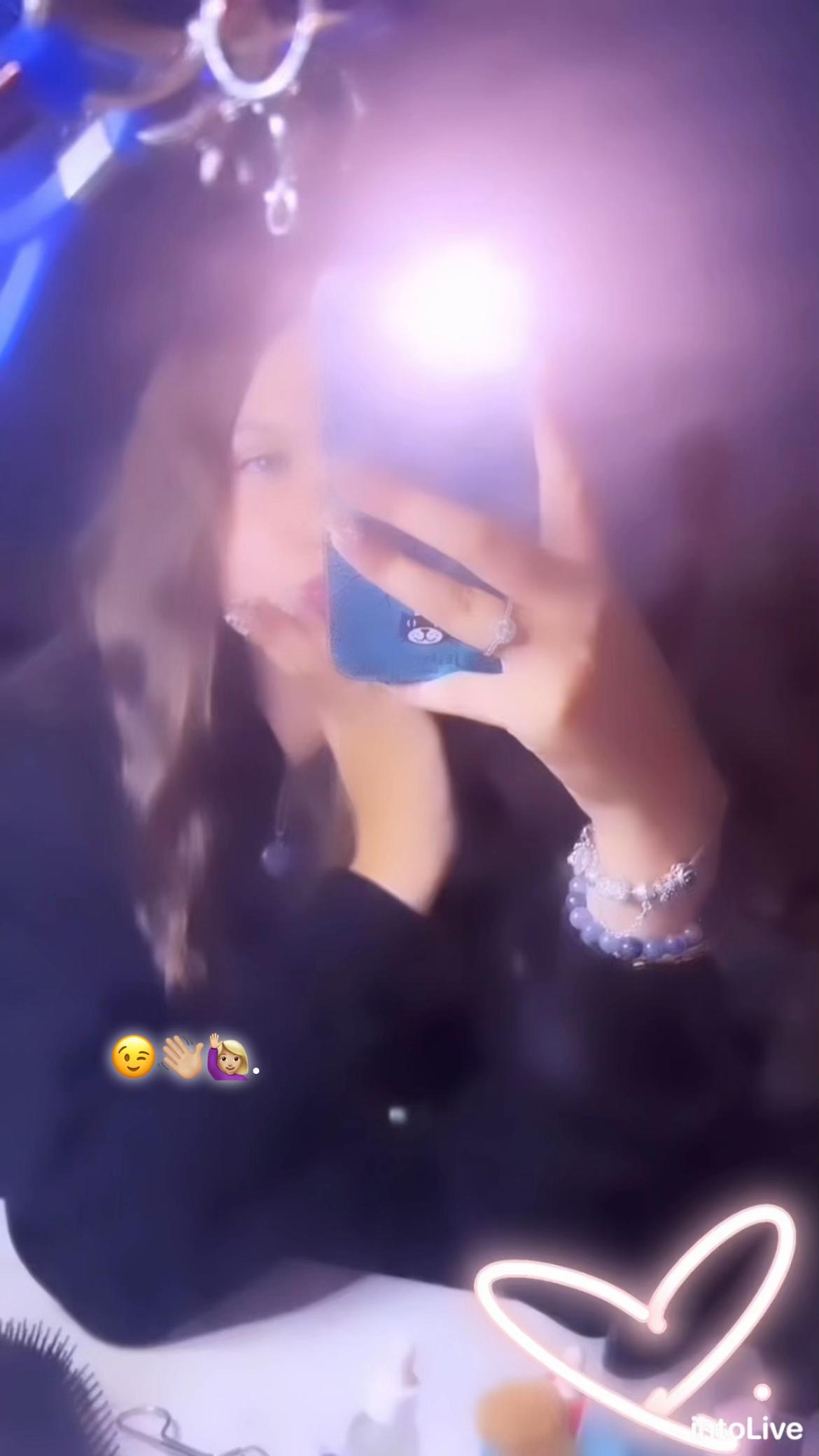 @𝐬𝐮𝐦𝐦𝐞𝐫
