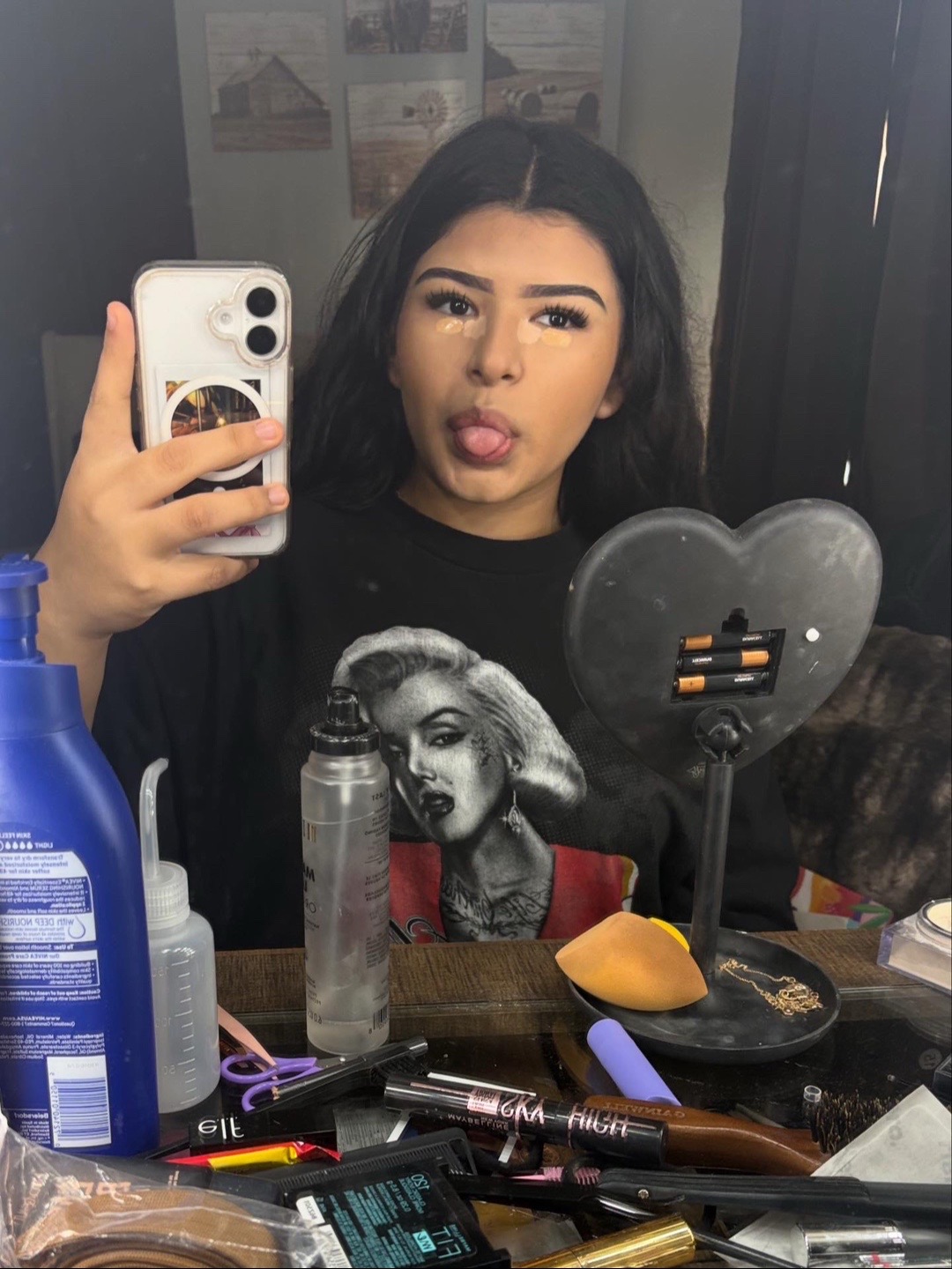 @Silviaa