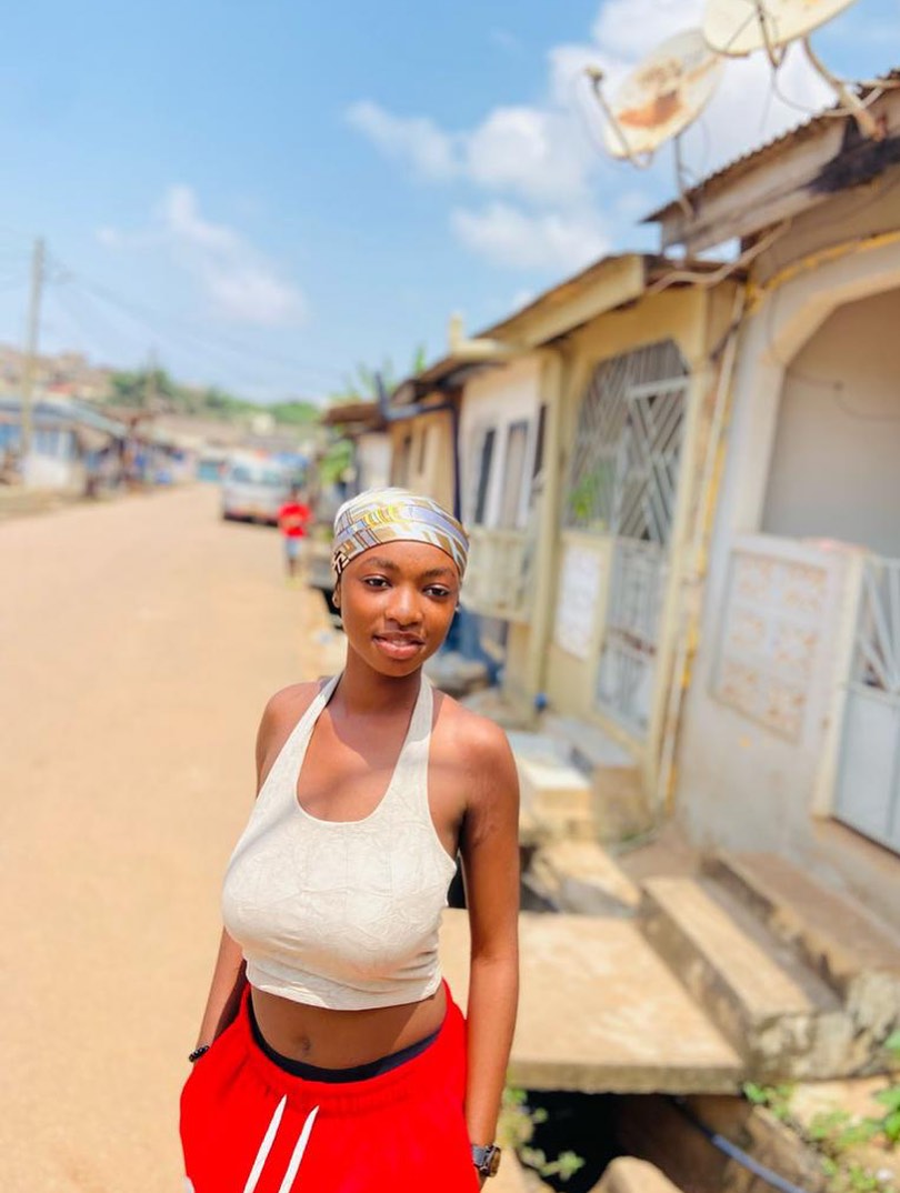 @Efya💕🌹