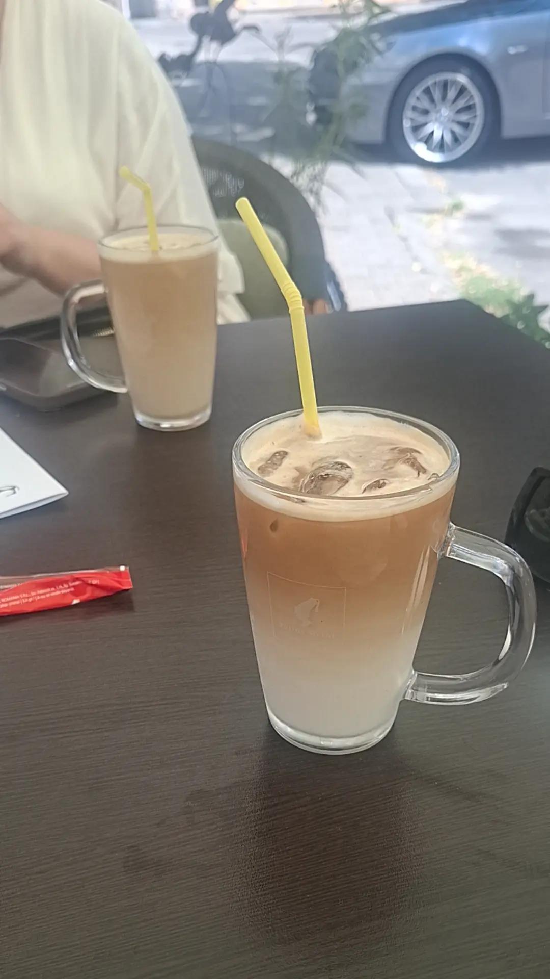 @Alina Ioana .