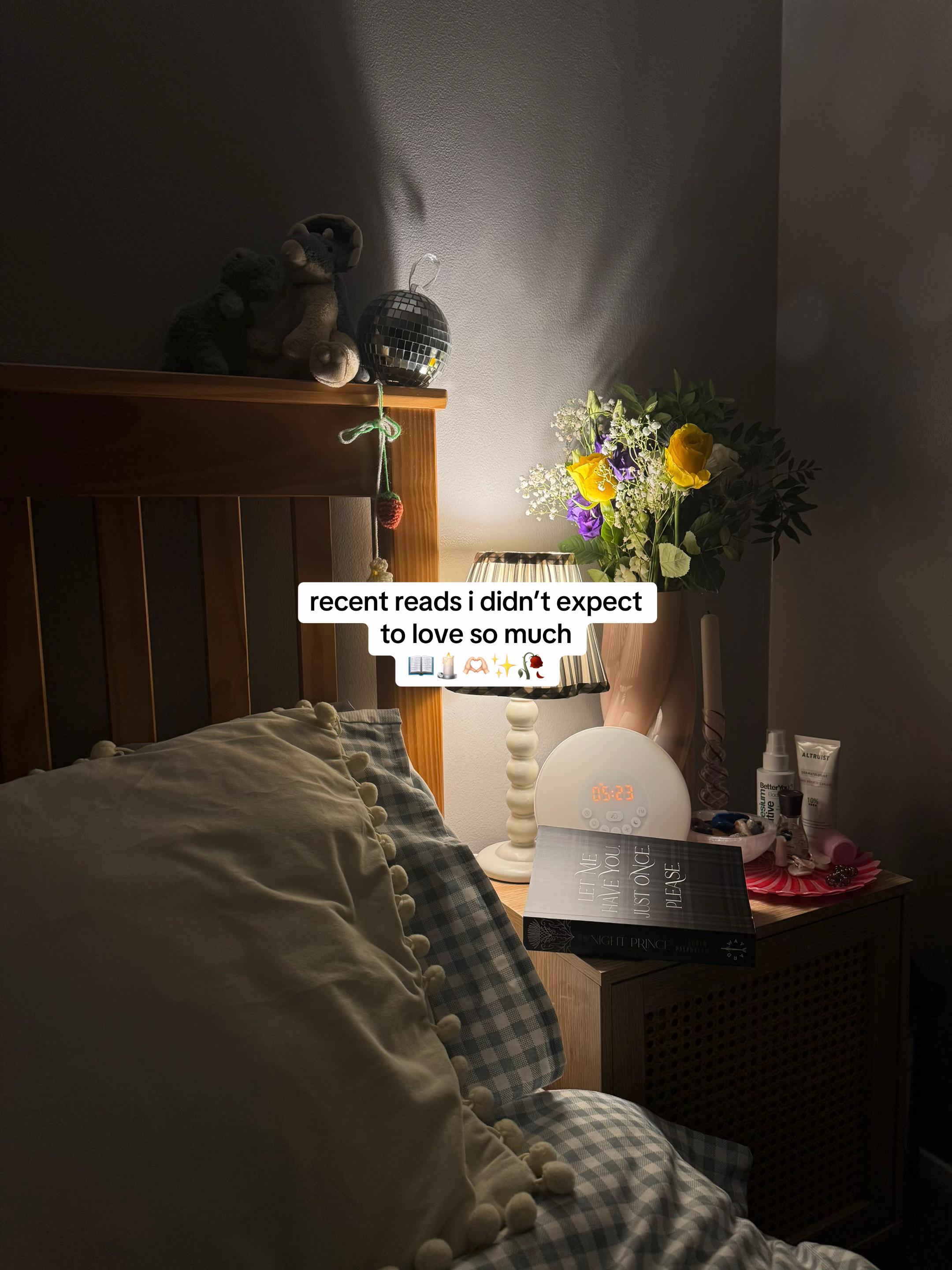 @charlotte 📖🧚&zwj;♀️✨