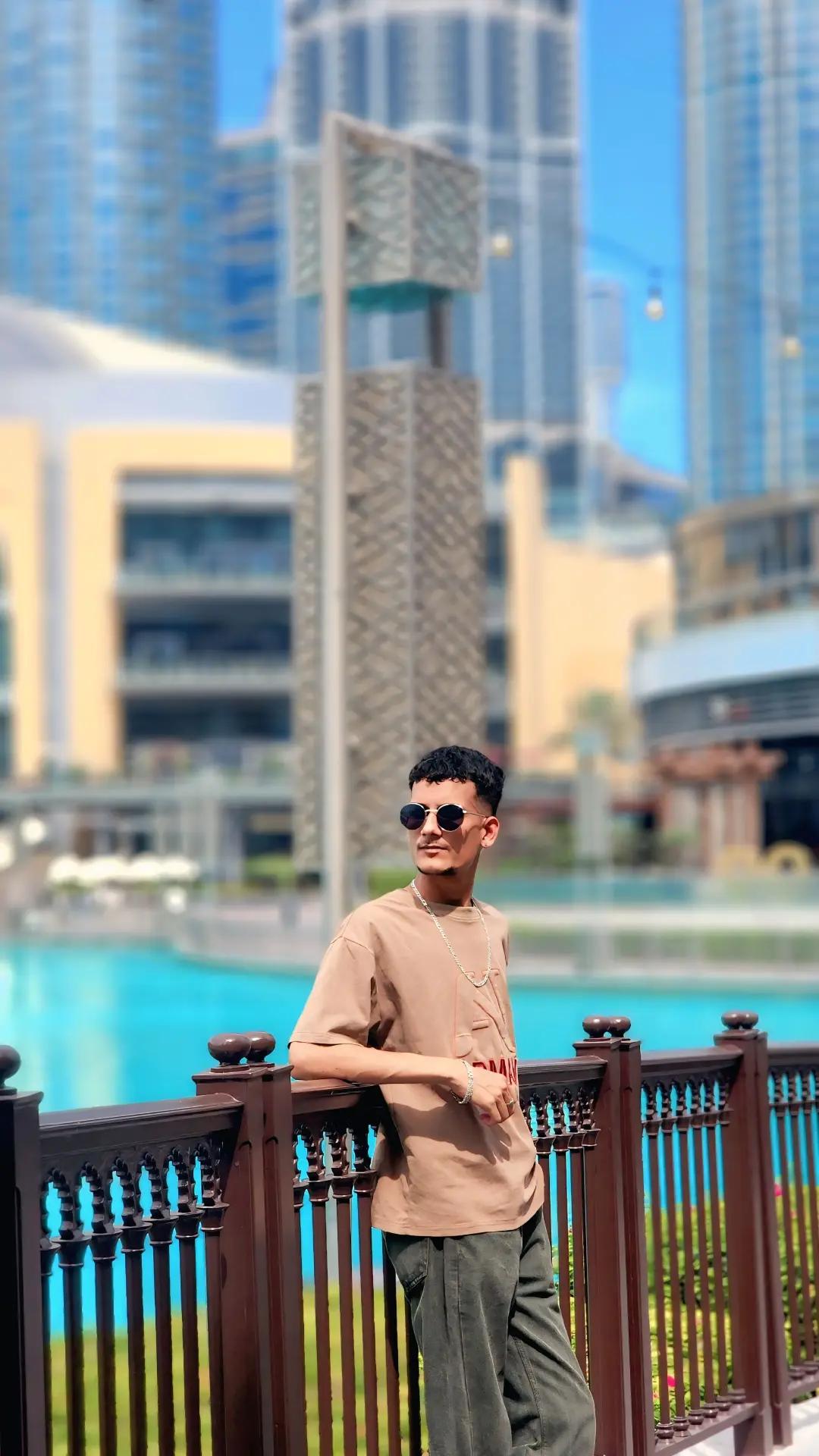 @mr.KinG🇦🇪🔥🚩👑