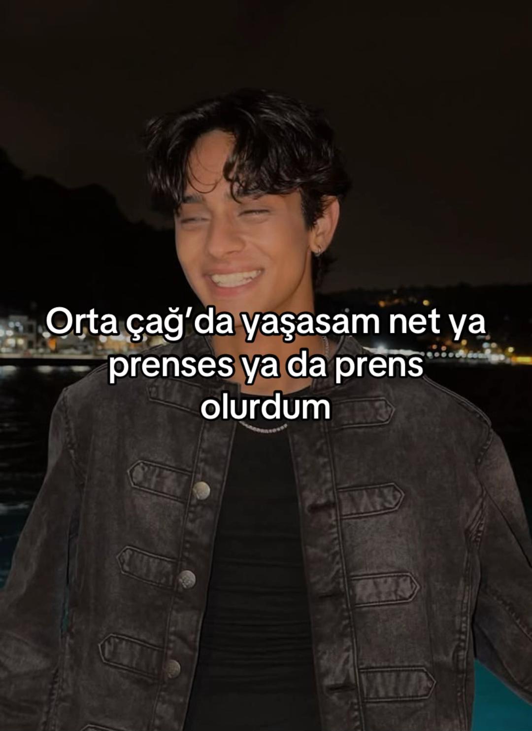 @𝘋𝘦𝘯𝘪𝘻🎸