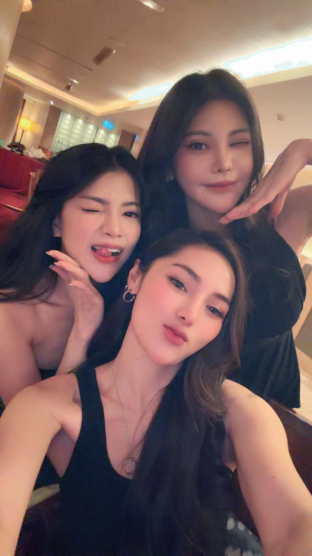 @Aprilly99