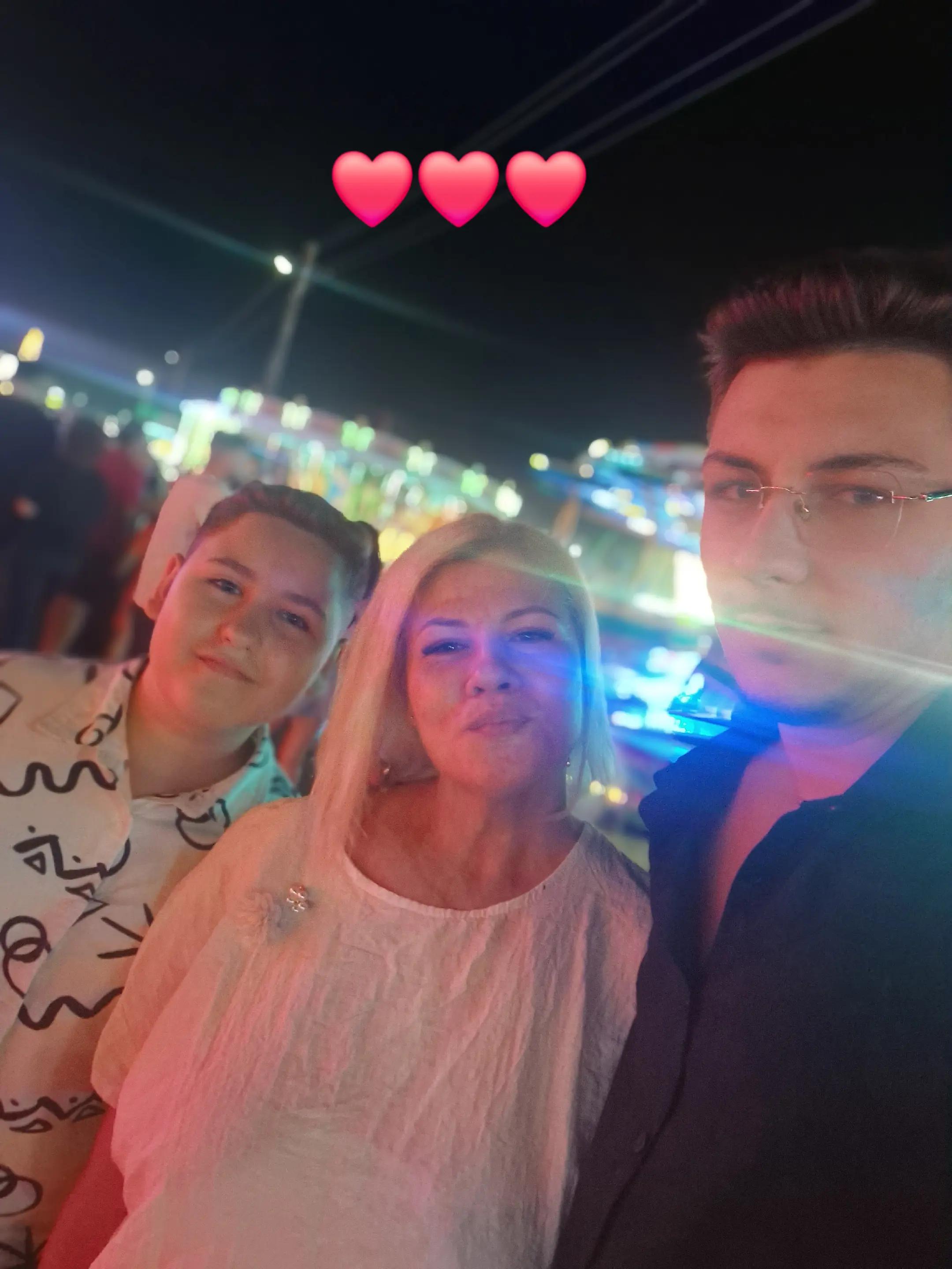 @Claudia🥳