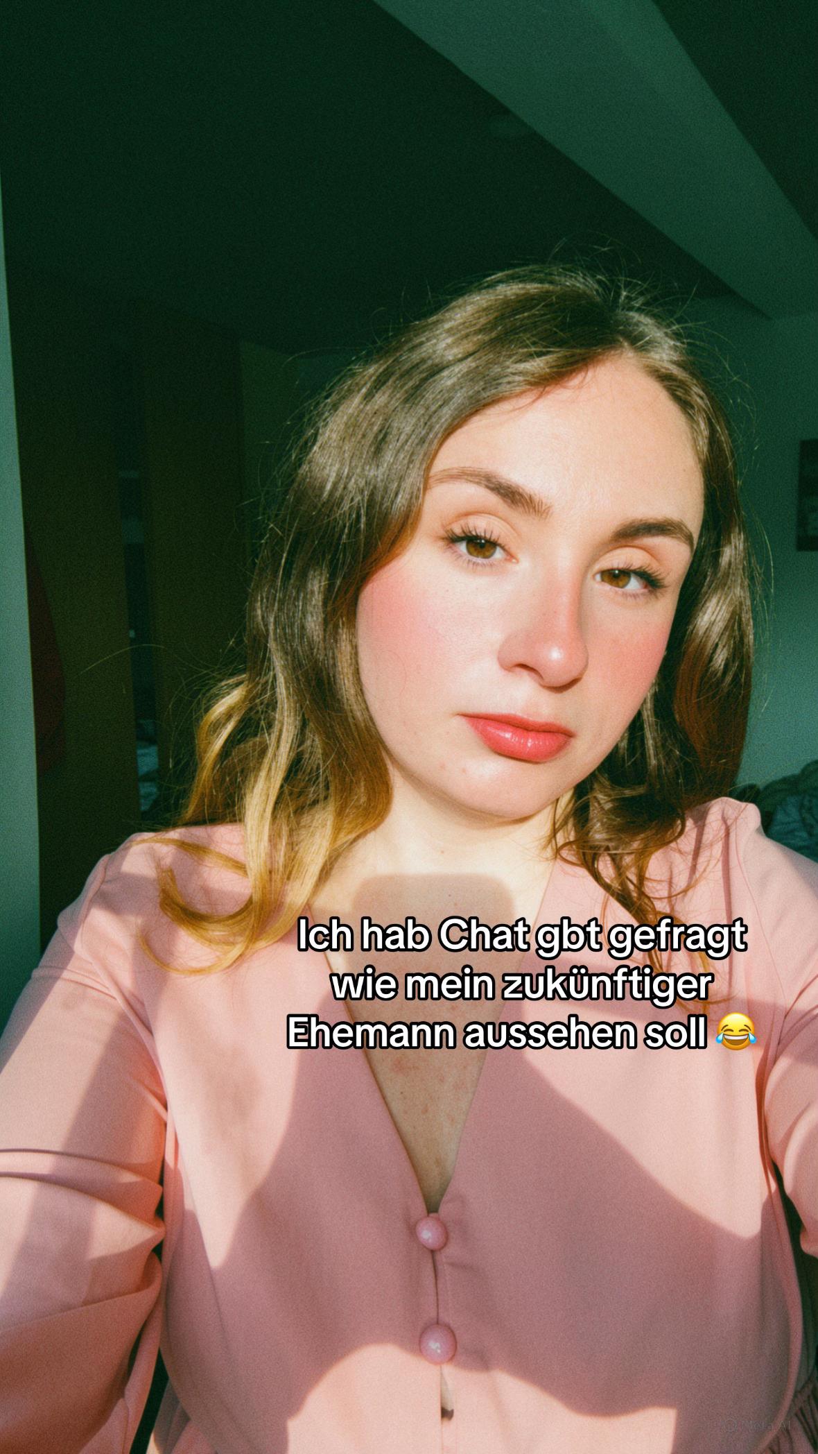 @sophiie.sel1893 &dagger;