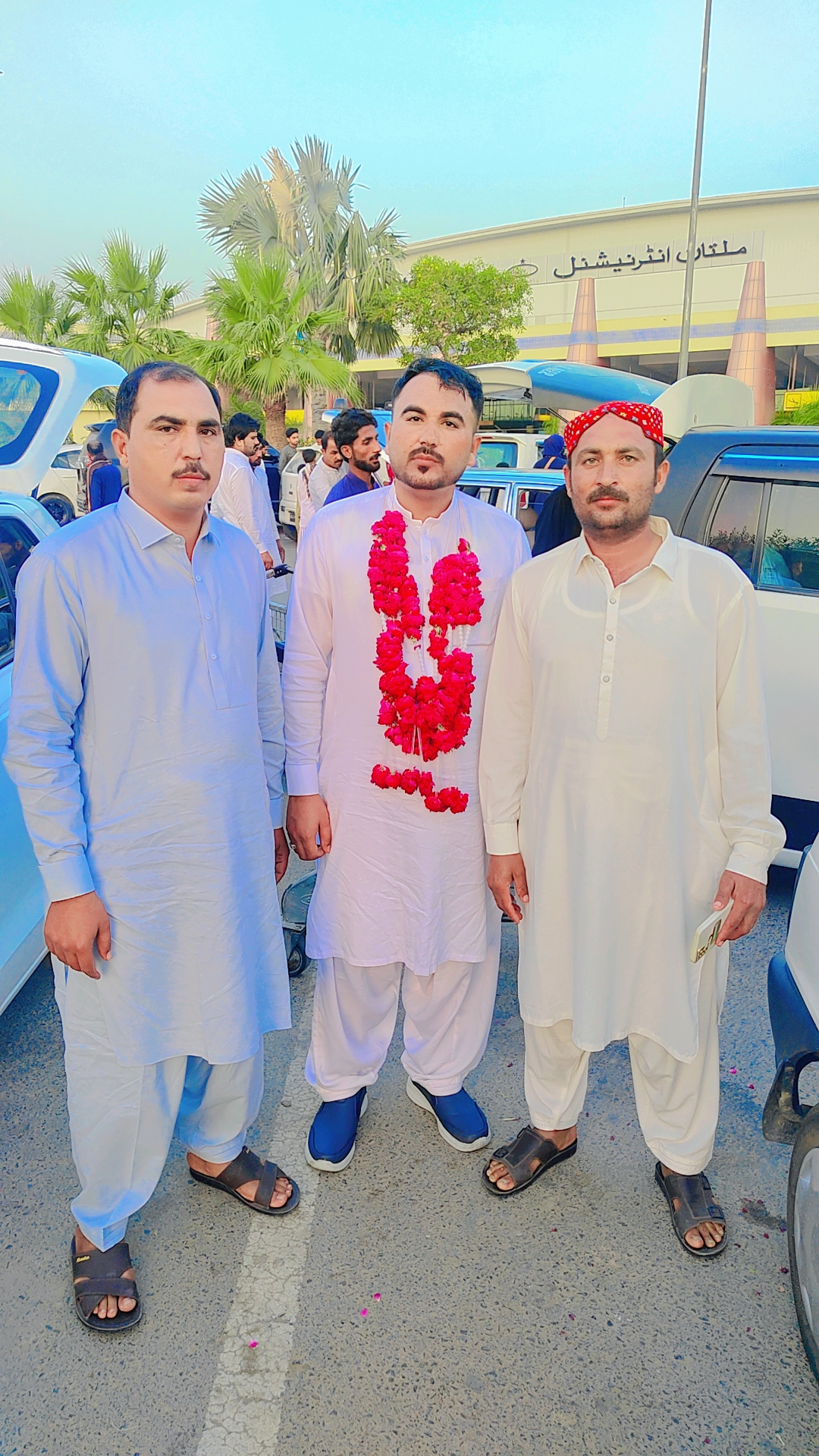 @Aqiab balooch700