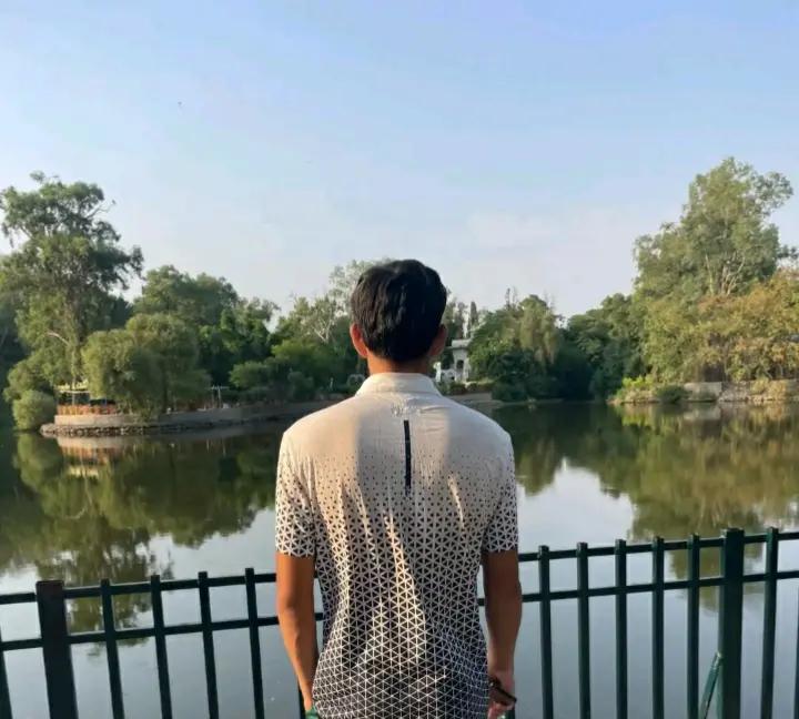 @Maaz jhelum 🏏