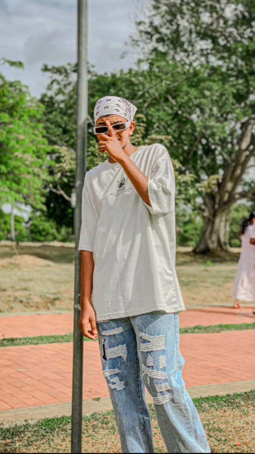 @𝙈𝙞𝙘𝙠𝙚𝙮⚡