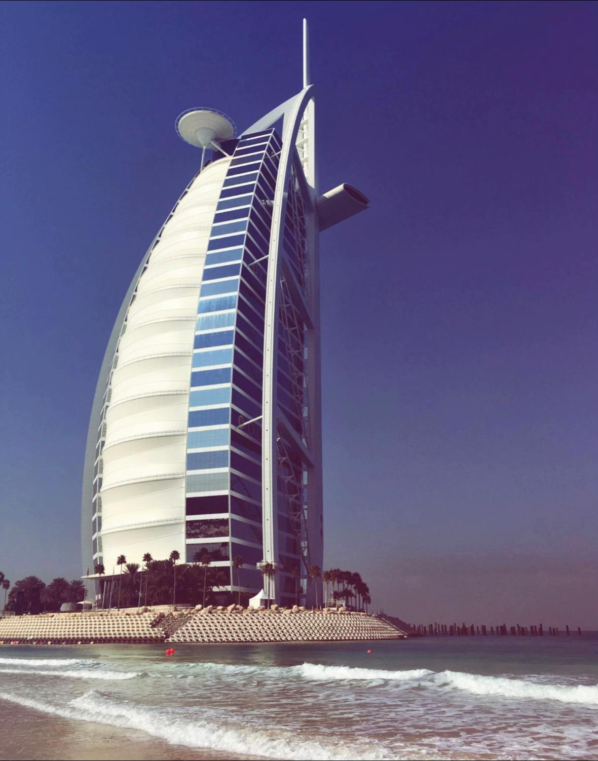 @Visit Dubai
