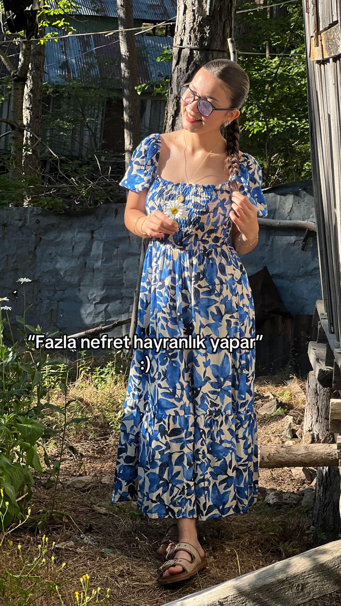 @Aleyna💫