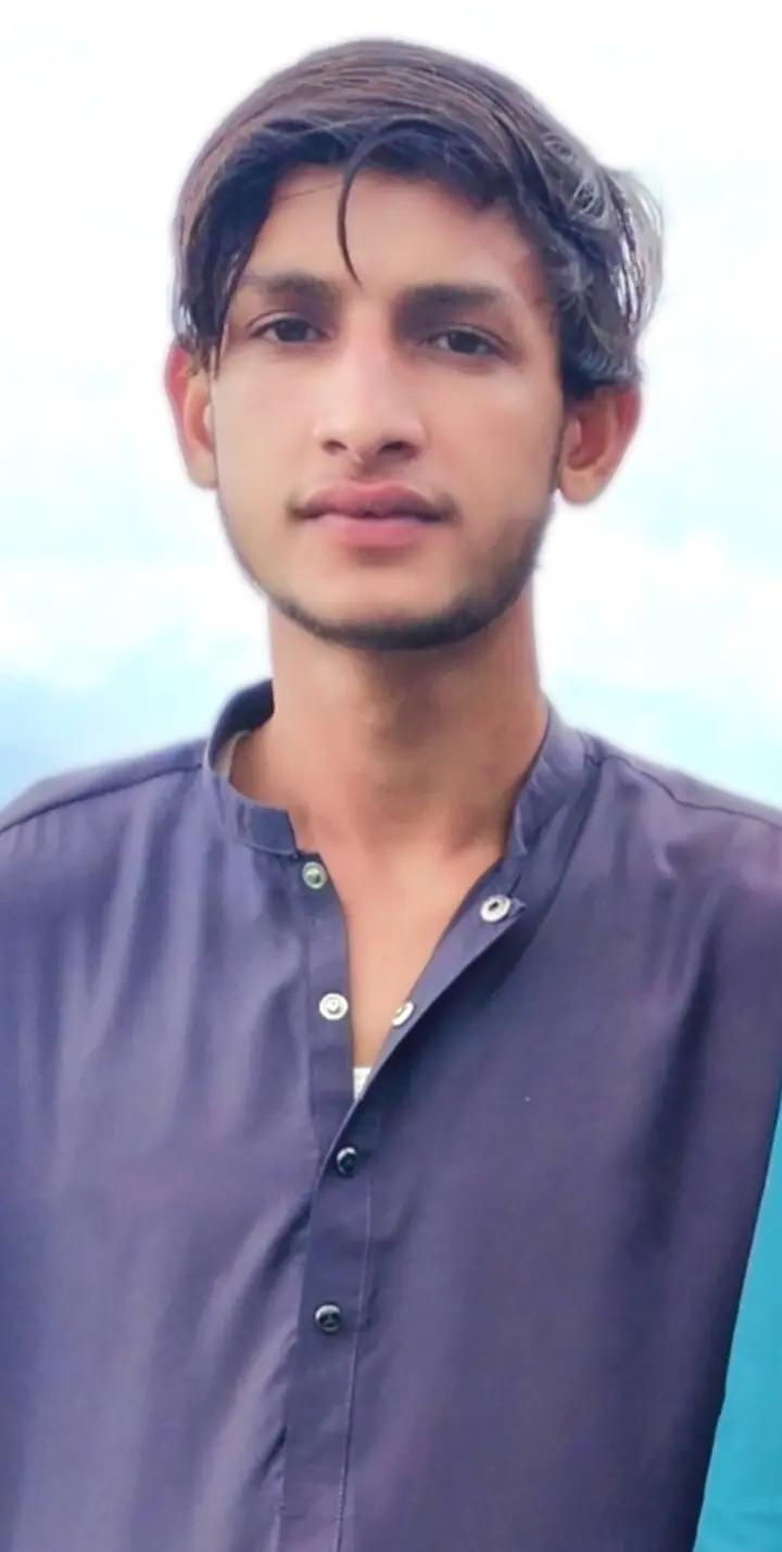 @Sardar ⚔️ Rashid 🥷