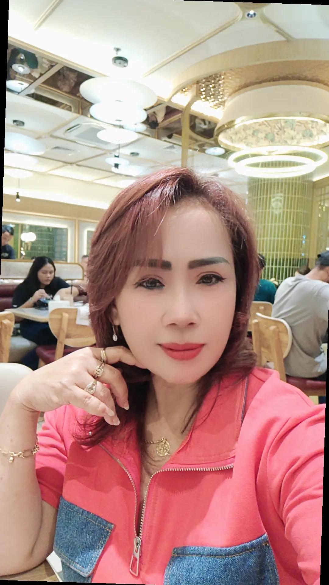 @elisashu665