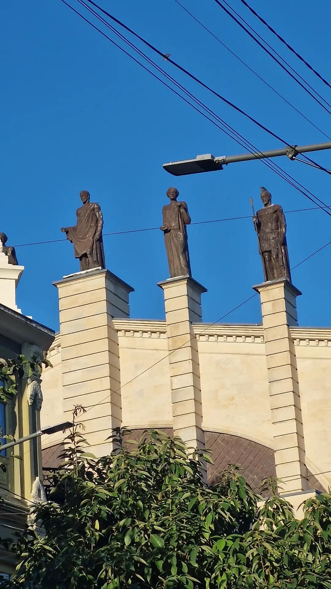 @გულო რობაქიძე