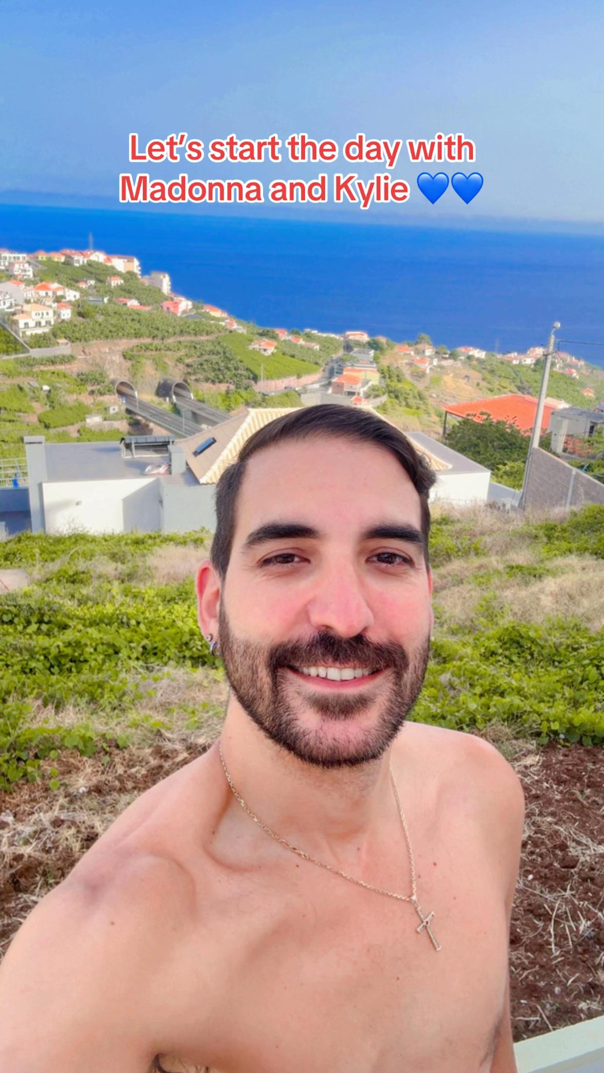 @charliesprideandsmile
