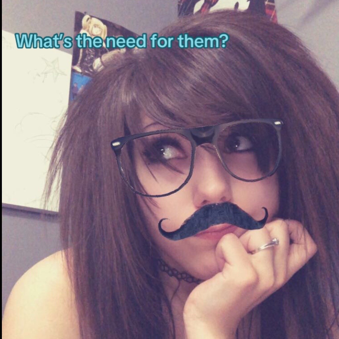 @☠𝒵𝑜𝓂ℬ𝒶𝒷𝑒☠