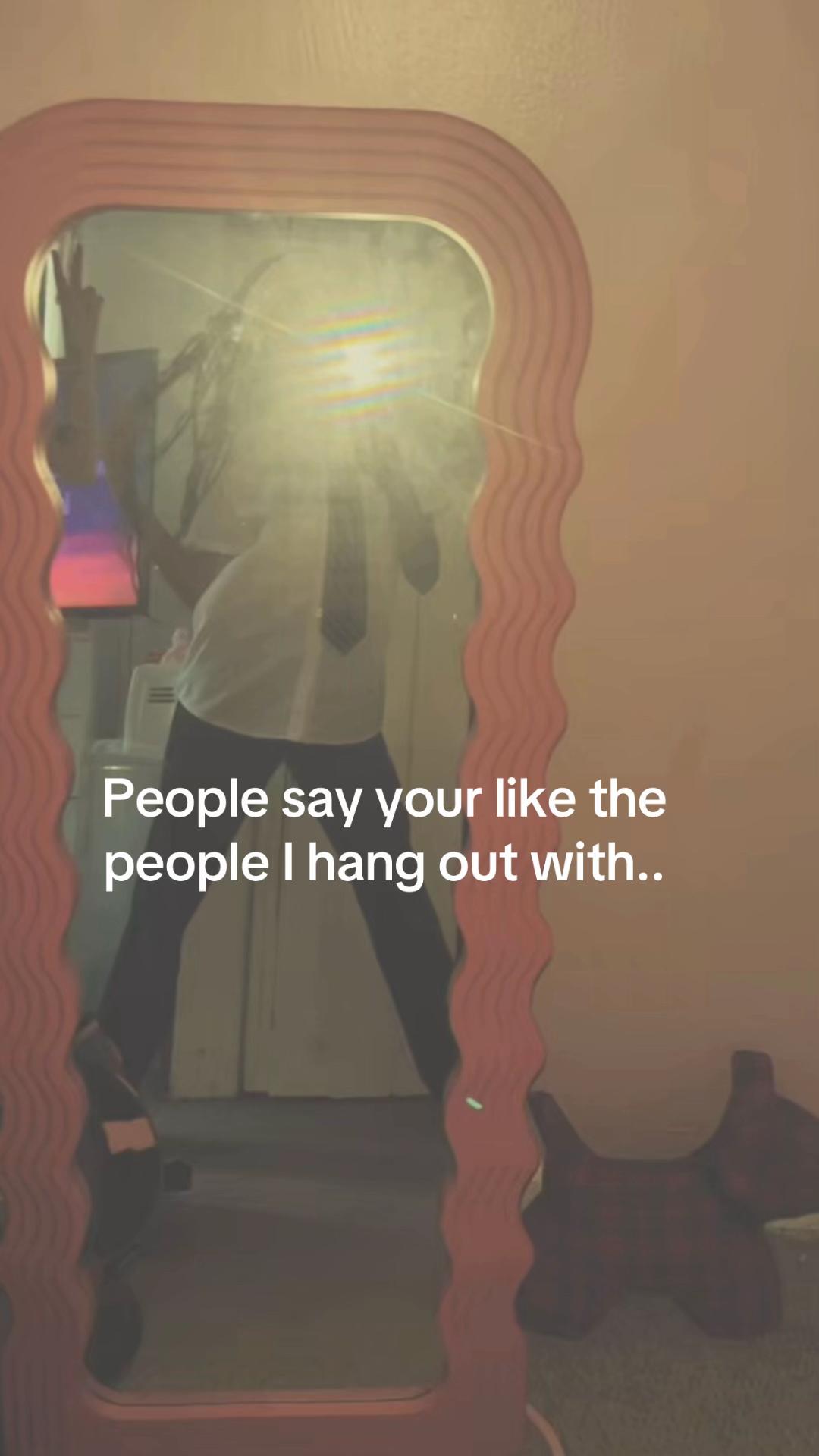 @𝓣𝓪𝔂 💞