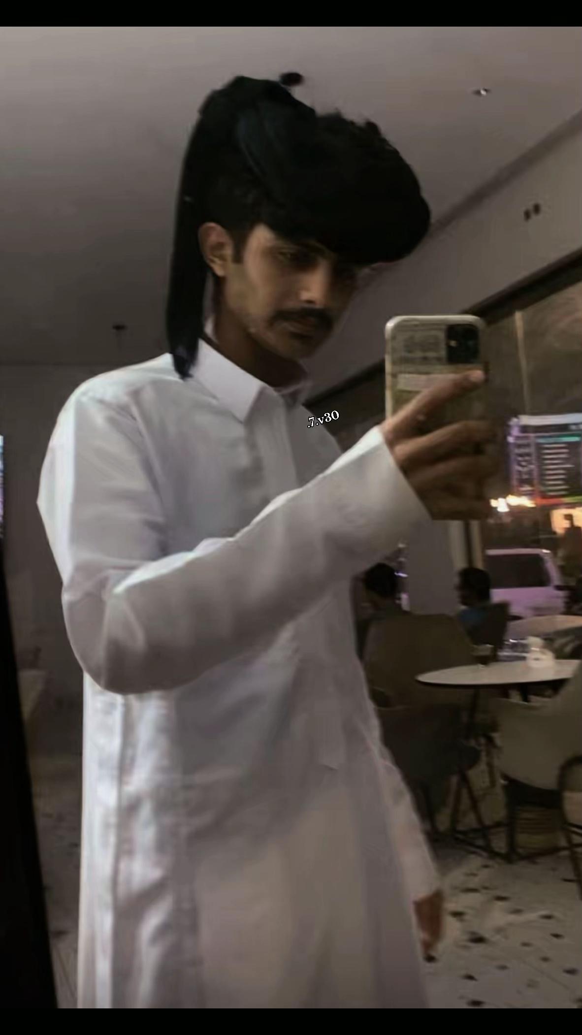 @شــايقـ📻