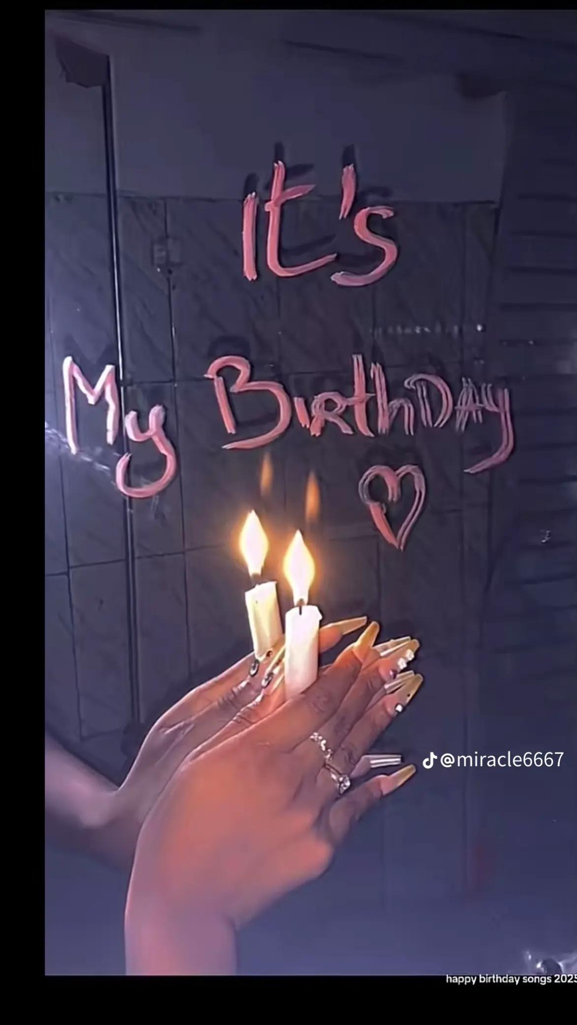 @👣🥺🖤Moshh.>> P!!!🥺👣🖤