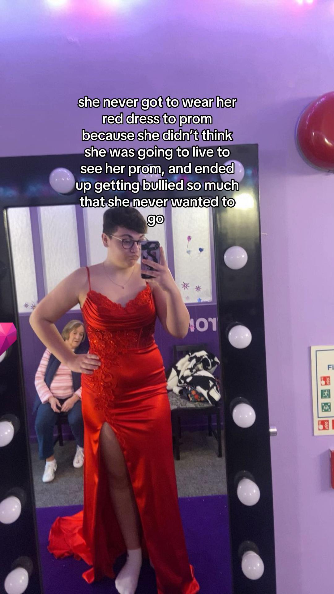 @mais