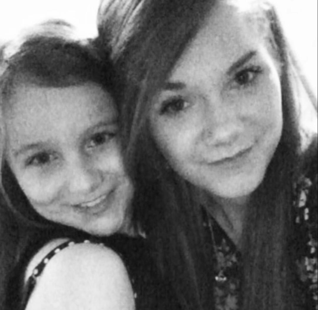 @Chloe Louise 🌸