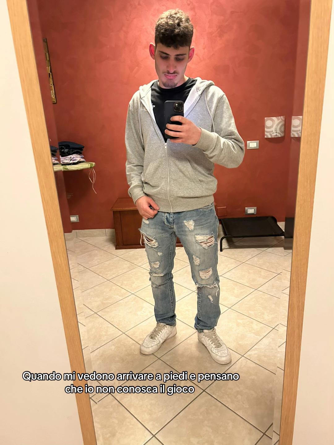 @Bruno____