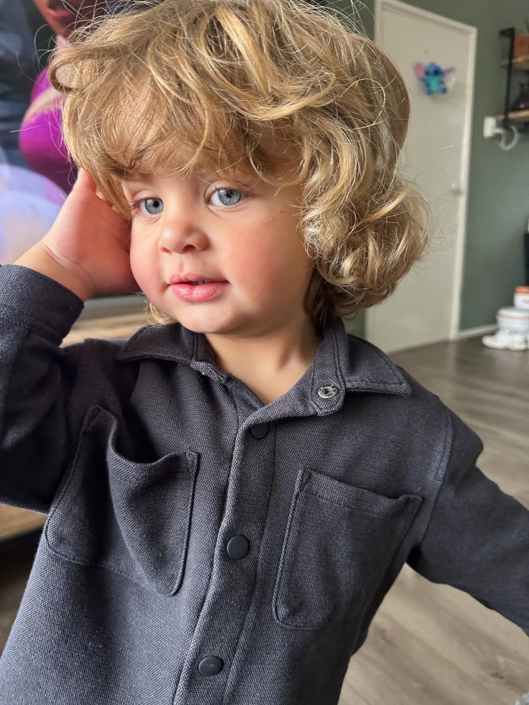 @("Cute baby") 🇨🇦