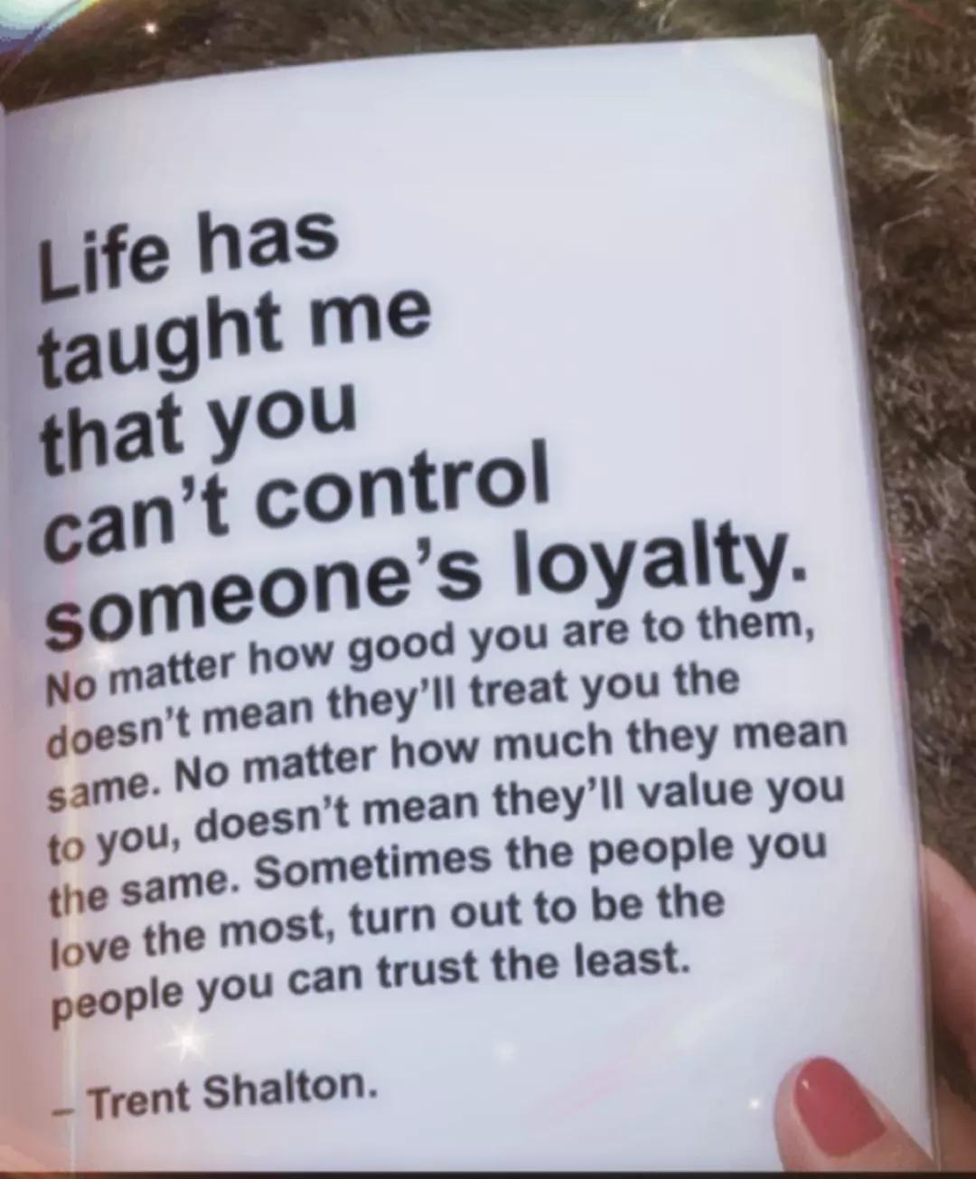 @Quote Queen 👑